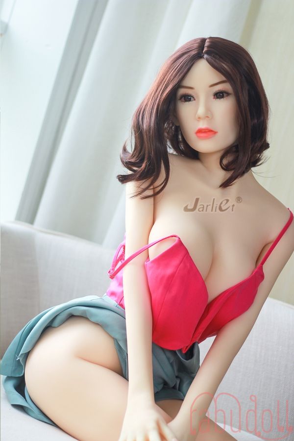  アジア美人 巨乳 熟女 セックス人形