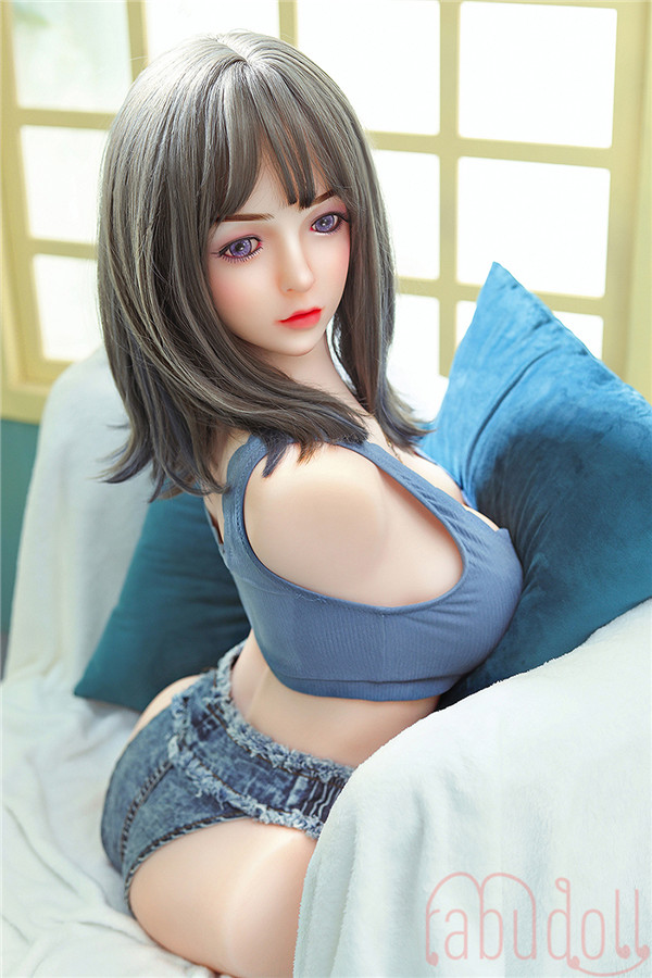 桃色の乳首 セックスドール画像