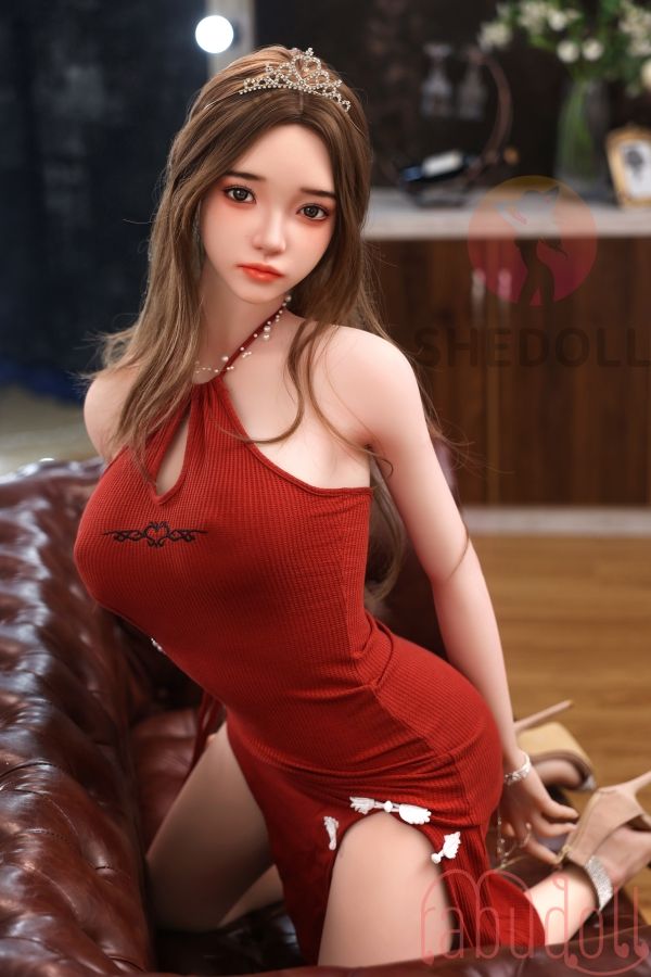 ワインレッドのスカート アダルト 人形