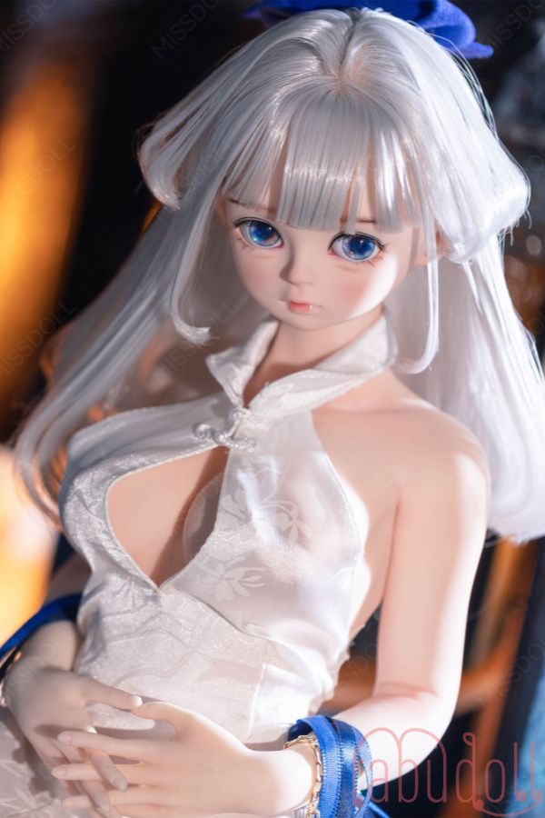 60cm hなドール