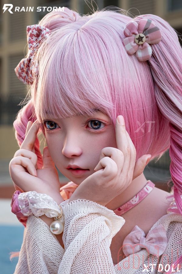 ピンク髪 アダルト 人形