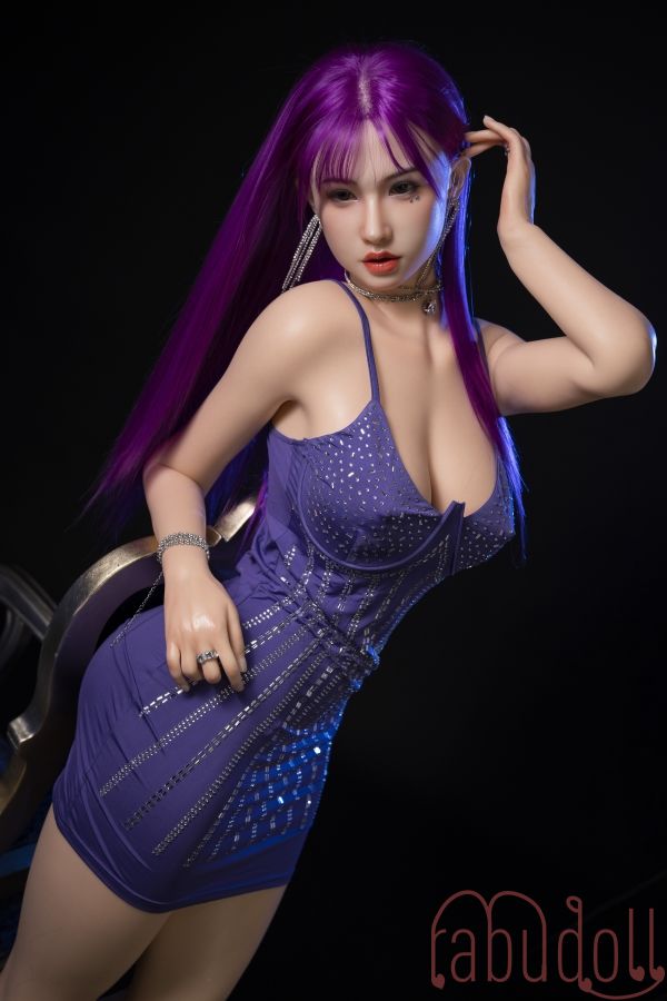 644# 芸能人 ヒール アイドル 紫の髪 模擬口腔機能 リアルなボディメイク 掲載画像はAI生成含み セックス人形