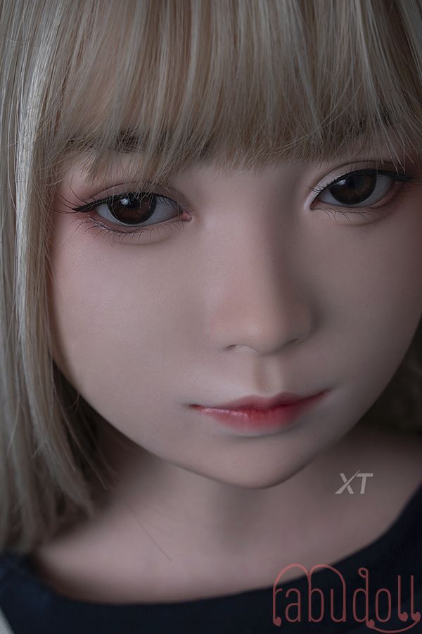 かわいい小学生顔 アダルト 人形