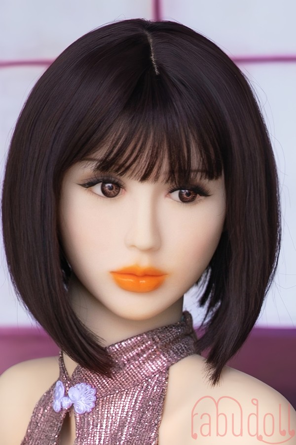#96 アジア美人 短髪 巨尻 セックス人形