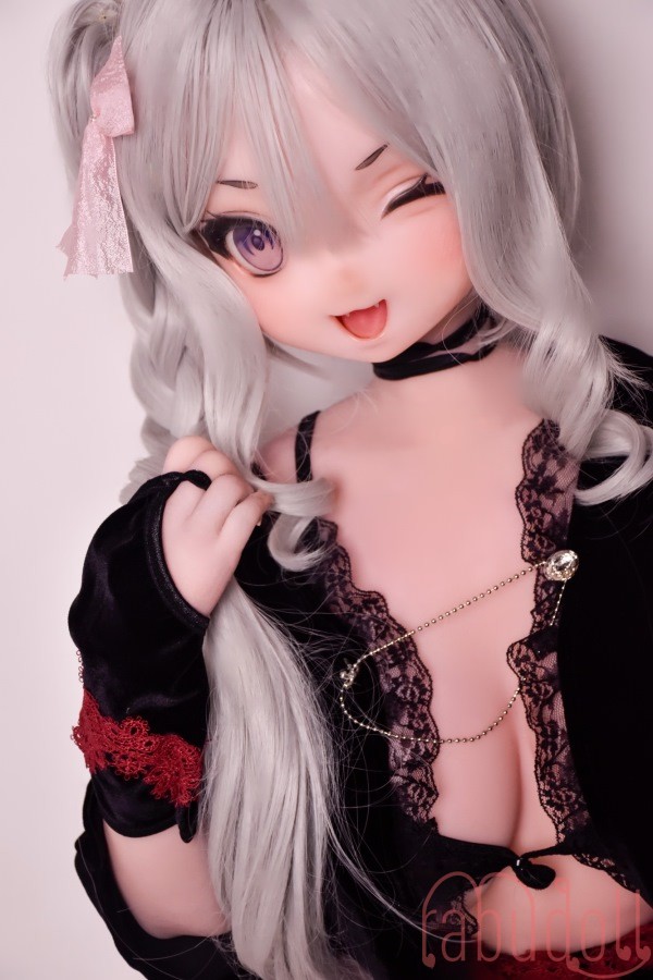 ElsaBabe sex人形