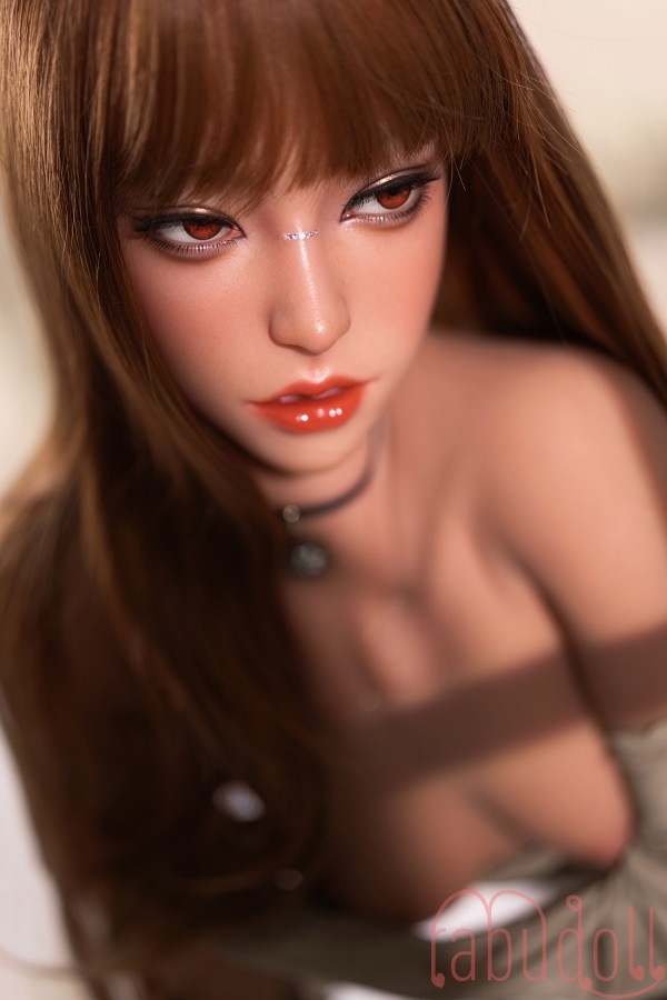 肌はツルツルで瑞々しく綺麗 B-cup セックスドール