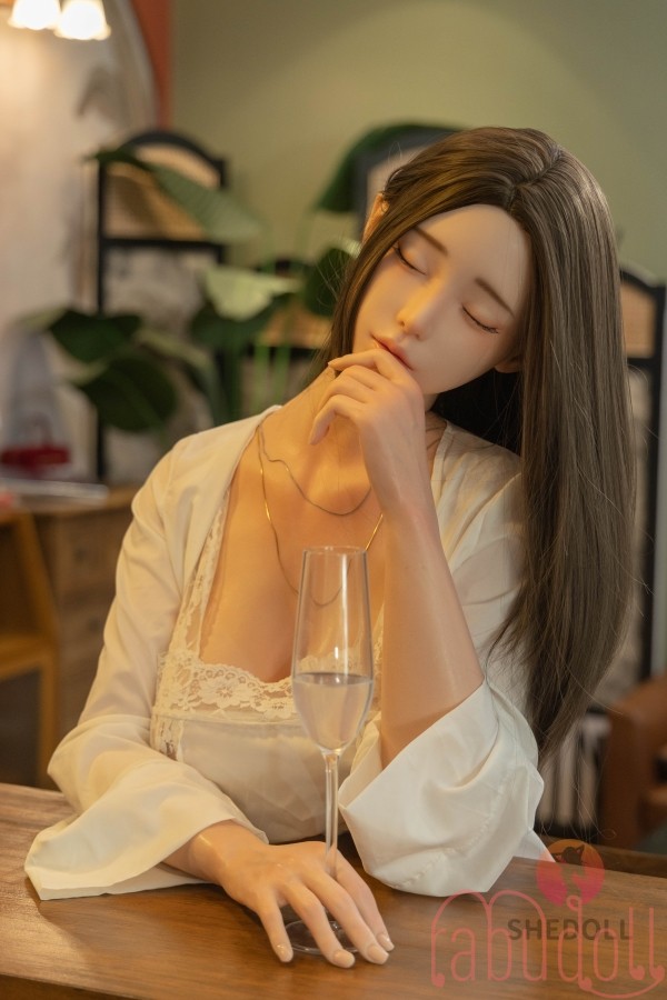 好色そうな美人ルックス ドール 等身 大