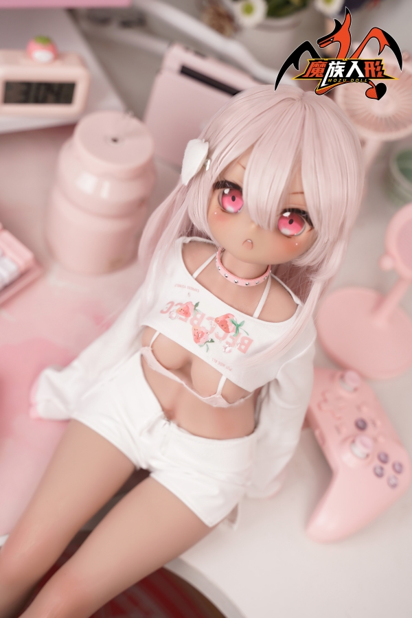 褐色肌のロリが可愛い アダルト 人形