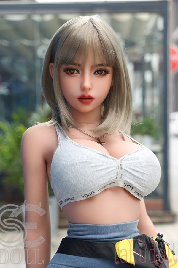 SE#120 巨乳 ショットヘア 美人顔 セックス人形
